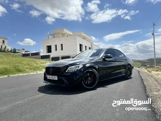  4 مرسيدس c200 2019 وارد الوكاله فل كامل c63 kit amg لون اسود
