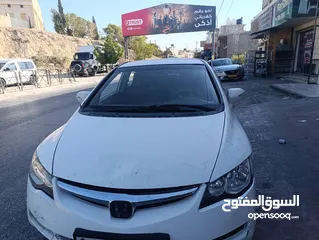  3 هوندا سيفيك للبيع كاش فقط يوجد بسيطه بالسياره البودي والميكانيكية  السياره صلاه النبي ع الشارع