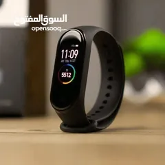  1 الساعة الذكية Smart watch m8 وعرض خاص فقط 4 حبات مع توصيل مجانا لباب