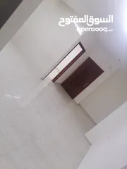  4 شقه للايجار دور اول ل عرسان