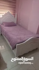  8 اثاث للبيع المستعجل