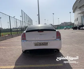  4 كرايسلر 300c للبيع V8