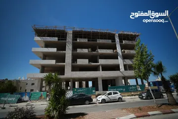  8 مكتبك الجديد، بإطلالة تليق بطموحك-في شارع الإرسال