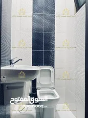  2 شقة مميزة - الجاردنز - 3نوم - بإطلالــــه مميزة - قرب الخدمات العامة