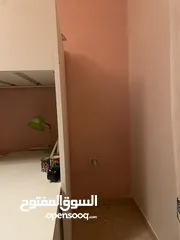  16 غرفة كاملة ايكيا مكونة من سرير طابقين و خزانة ملابس ووحدة ارفف ومكتبة بحالة الجديد استعمال خفيف جدا