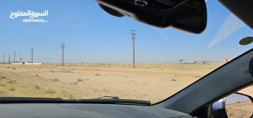  3 ارض استثمارية للبيع او للأجار