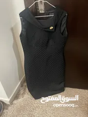  4 فساتين غير ملبوسة للبيع