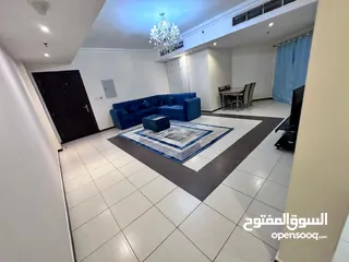  2 غرفه وصاله مفروشه بالكامل للايجار الشهري في جراند مول على شارع الشيخ خليفه مباشره