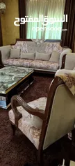  2 للبيع طقم كنب بحاله ممتازه