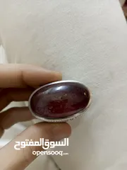  5 خواتم انتيك بأحجار كريمة من الياقوت الاصلي
