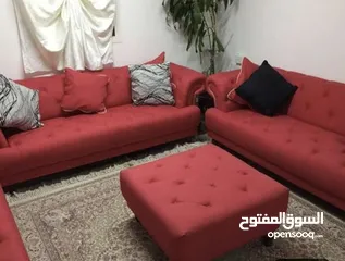  2 طقم جلوس مكون من 3كنب وطاولة