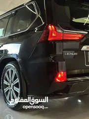  30 Lexus LX570 2019