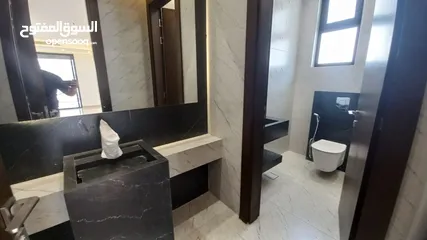  2 Luxury Apartment  for Sale In Abdoun ( Property 42304 )-174804546