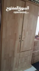  2 خزانة واسرّة للبيع
