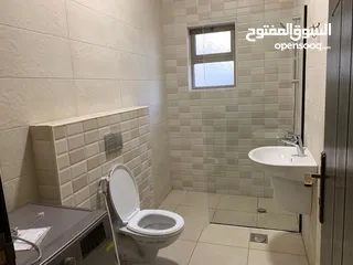  11 شارع الجامعة - شقة مفروشة ارضي غرفتين شامل المياه والإنترنت للإيجار من المالك مباشرة