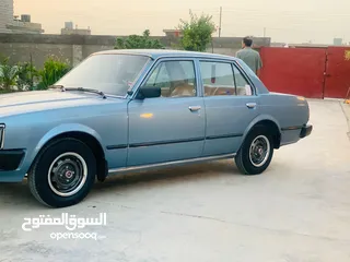  2 تويوتا كورونا 1982