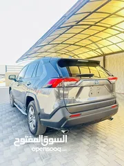  3 Toyota RAV4 2023