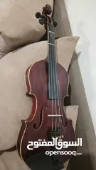  3 كمان نوع ايطالي قديم