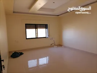 5 قطعة ارض مقام عليها بناء مميز -للبيع -بدران