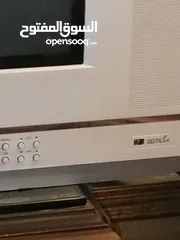  9 تلفزيون إلجي 32 بوصة Flatron معزز ب 6 سماعات