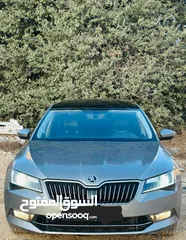  8 سكودا سوبير بنزين 2019 قوه محرك 2000 بجي 4 /4  280حصان تامين وترخيص شامل لعام كامل عداد قليل