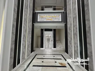  3 شقة مع روف دوبليكس باطلالة مميزة مساحة 200م وروف 120م مع 50 م ترس بخلدا (مشروع 118)
