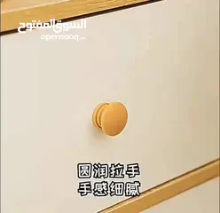  11 مزنزن خشبي فاخر بتصميم عصري وراقي يضيف لمسة فخامة وأناقة لأي غرفة معيشة  يجمع بين الجمال العملي .