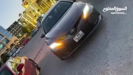  17 2018 Toyota Camry LE بطارية ليثيوم