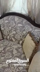  2 كنب مستعمل جديد مع  3طاولات