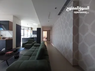  5 شقه طابقيه لللبيع او للايجار