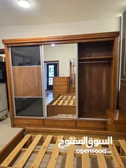  3 غرفة نوم ماستر فخمة في جبل الحسين .مستعمل بحال الوكالة 6 قطع خشب لاتيه وزااان ممتازة ونضيفة