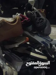  13 بضاعة محل أحذية أوروبية ماركات بسعر مغري
