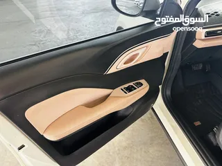  24 بي واي دي سيجال 405 البطاريه الكبيره 2023 flying لون بيج ممشى قليل 20 الف KM فحص كامل بدون ملاحظات
