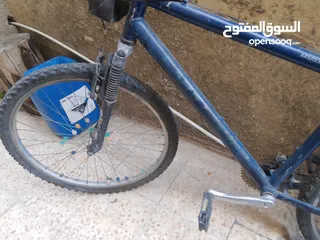  4 بسكليت جنط 26 بسعر 40 دينار