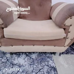  4 كنب سبع مقاعد ثلاثيه وثنائيه ومفردتين