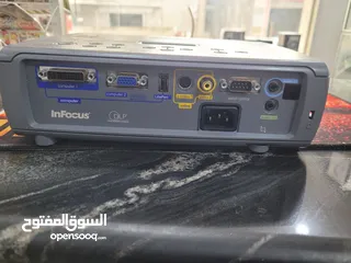  1 بروجكتر مستعمل infocps