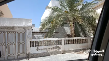  3 للبيع منزل قديم عبارة عن أرض في مدينة عيسى....For sale an old house consisting of land In Isa Town