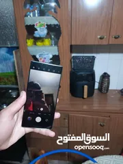  5 سامسونج نوت 10بلس 5g وكاله جهاز سعره جديد 500 اشتريته قبل ثلاث ايام وقت و انكسر اخذت ب 200 مشالله