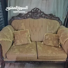  1 طقم كنب مع طربيزات