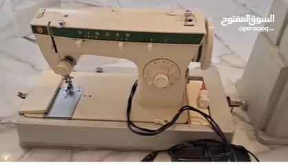  1 آلة خياطة مستعمله