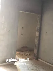  4 شقق سكنية جديدة نص تشطيب في مدينة طرابلس منطقة السراج