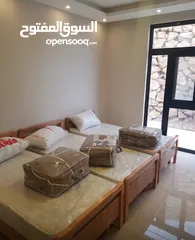  3 شالية - جرش ب اطلالة سد الملك طلال