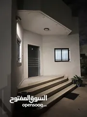  6 منزل مستقل مسور للبيع مع حديقة