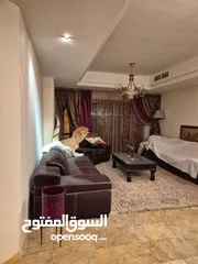  15 Luxury apartment three bedroom All en-suite have heating and cooling central AC,Electric abajour.