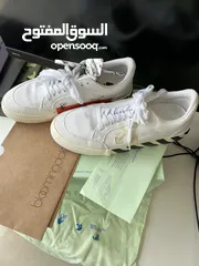  7 Off-white Low vulcranized sneakers Real from Bloomingdale’s with authentication used 1 time