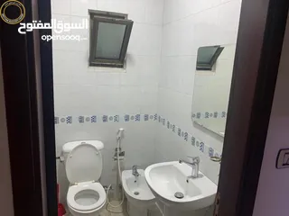  7 شقة مفروشة مميزة للبيع في الرابية  قرب شارع المدينة المنورة طابق ثاني 100م بسعر مغري