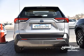  7 تويوتا راف فور هايبرد بلاك ايديشن Toyota RAV4 Hybrid AWD 2021 Black Edition