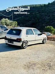  4 رينو كليو للبيع