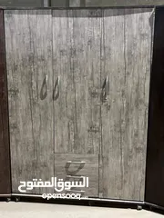  3 دولاب 3 ضلفة 3 درج راقي جدا