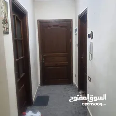  7 شقه للبيع مساحه 150م سوبر ديلوكس في إربد قرب دوار الشهداء